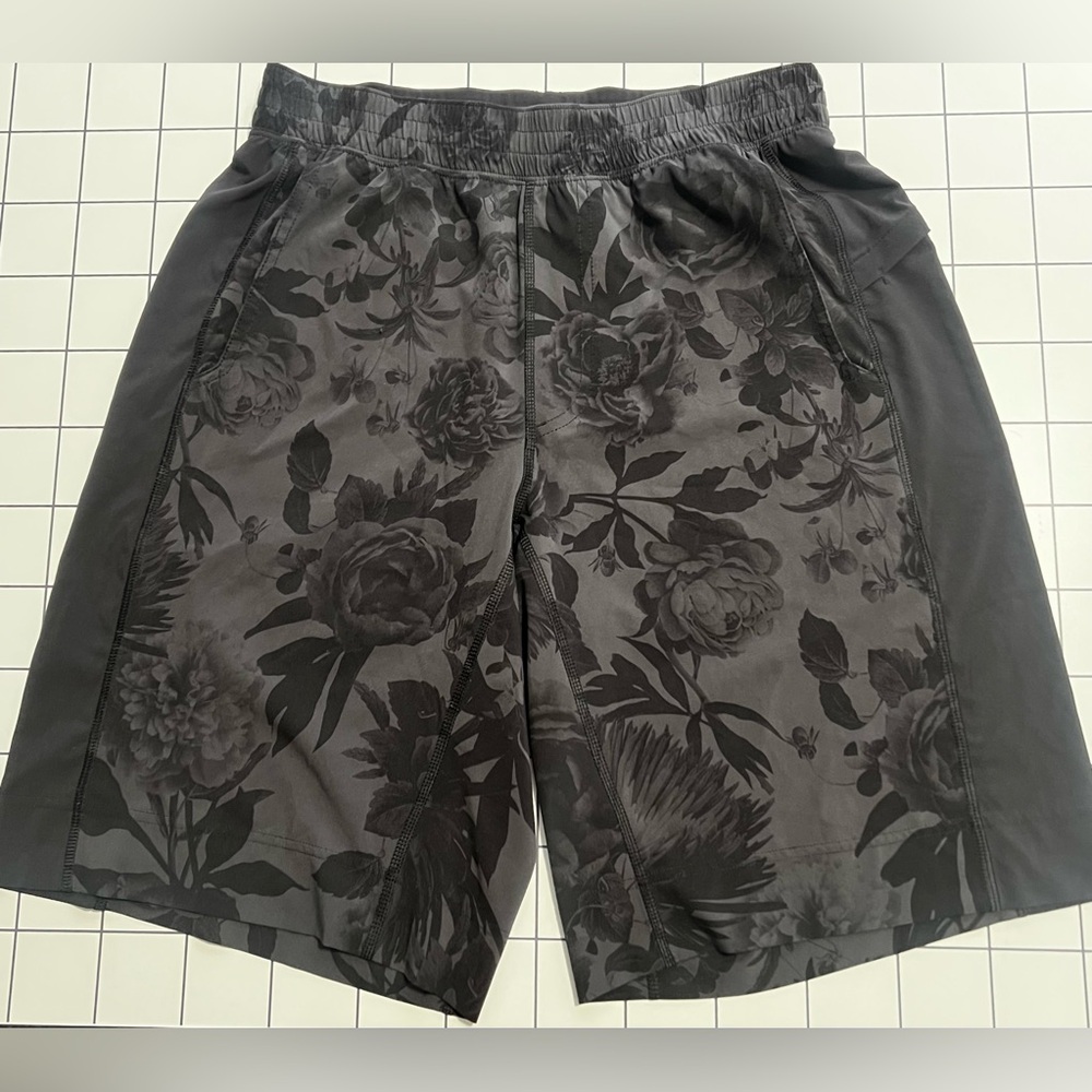 Lululemon Pace Breaker Shorts